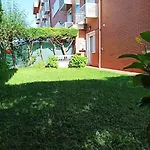 Bajo Con Jardin Privado Σανταντέρ