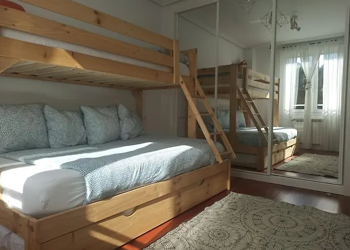 Bajo Con Jardin Privado 아파트 *