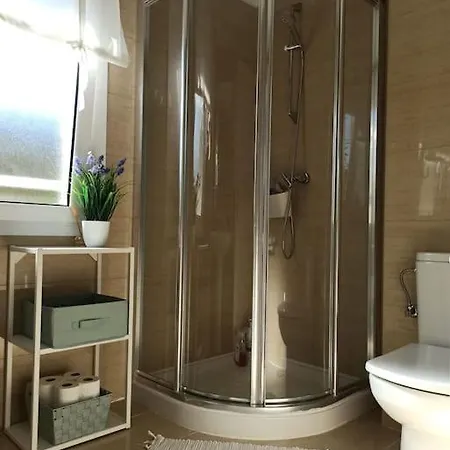 Bajo Con Jardin Privado *