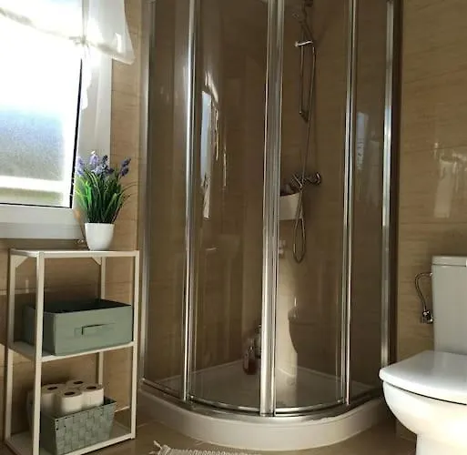 Bajo Con Jardin Privado *